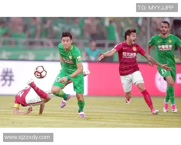 2014年广州恒大与柏队激战回顾：巅峰对决中的精彩瞬间与战术分析